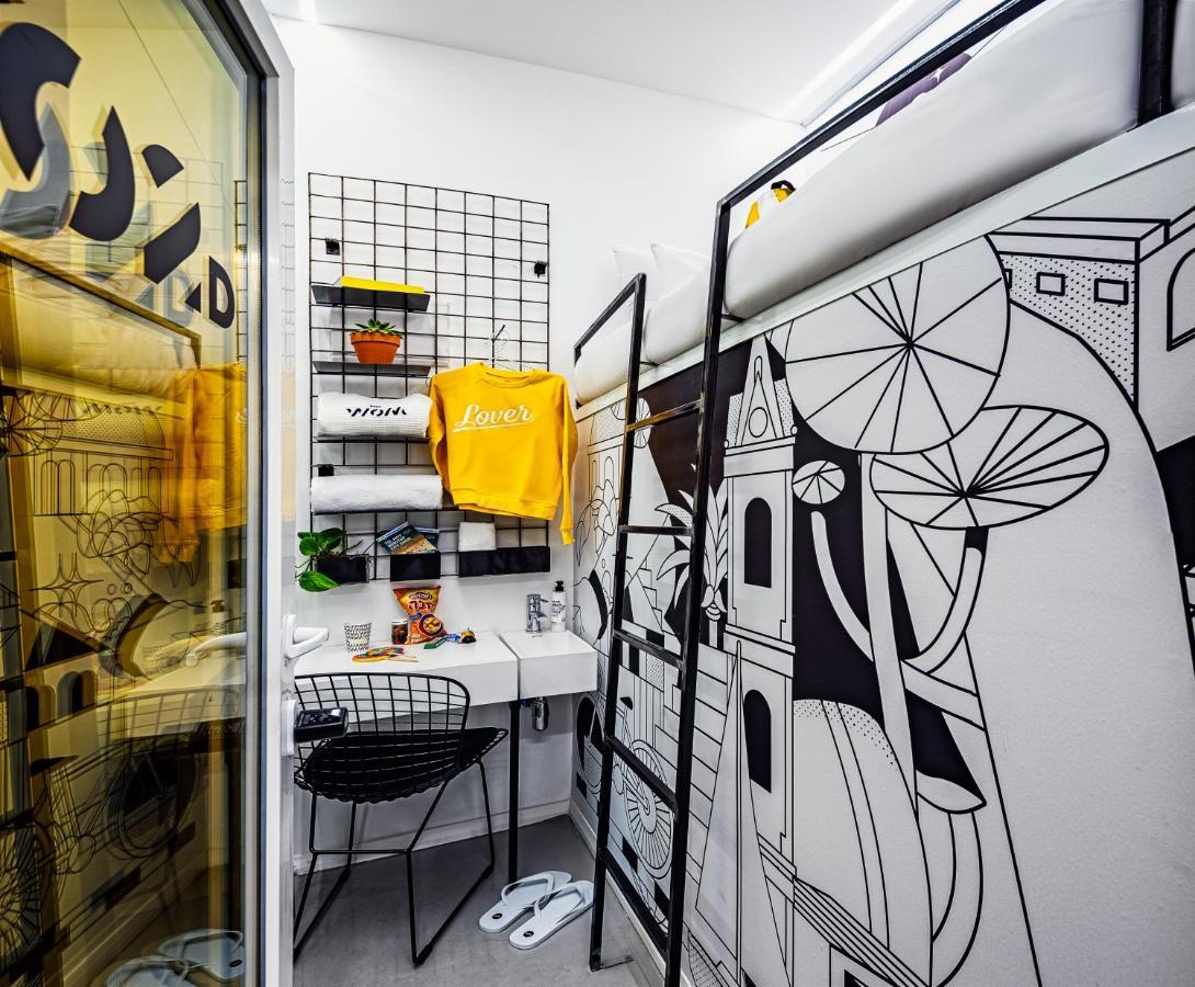 Wom Allenby Pod Hostel