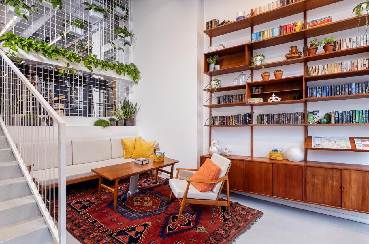 Wom Allenby Pod Hostel Tel Aviv